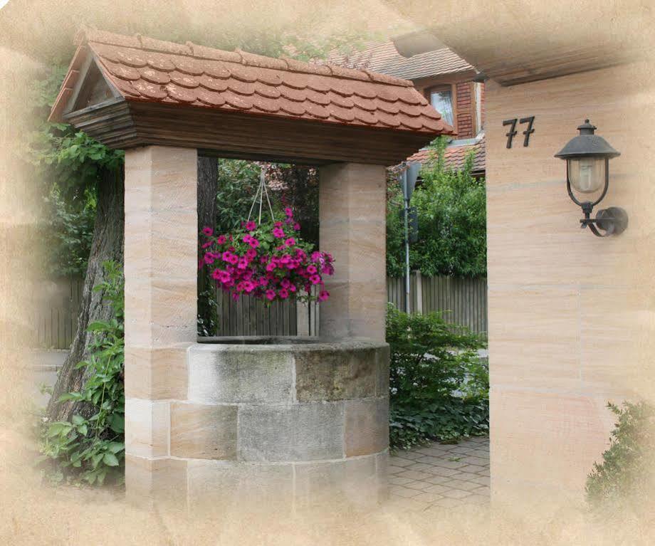Gaestehaus Wild Nuernberg-West Oberasbach Exterior photo